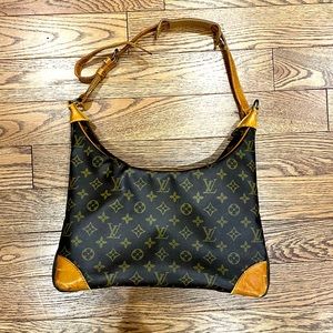 Vintage 1988 Louis Vuitton Boulogne 30
